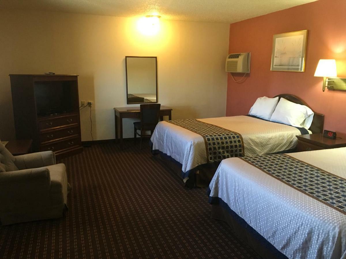 ليبرال Budget Inn Lafonda Motel المظهر الخارجي الصورة